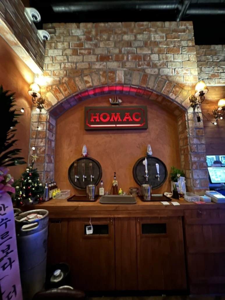 IMG_1968.jpg?type=w773