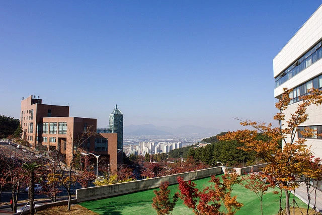 2718BA3357207AC82A096B