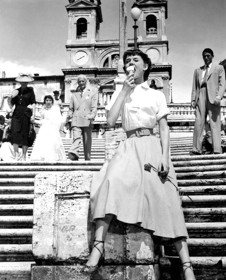 audrey-hepburn-in-roman-holiday-via-Rex-825x1024.jpg?type=w2