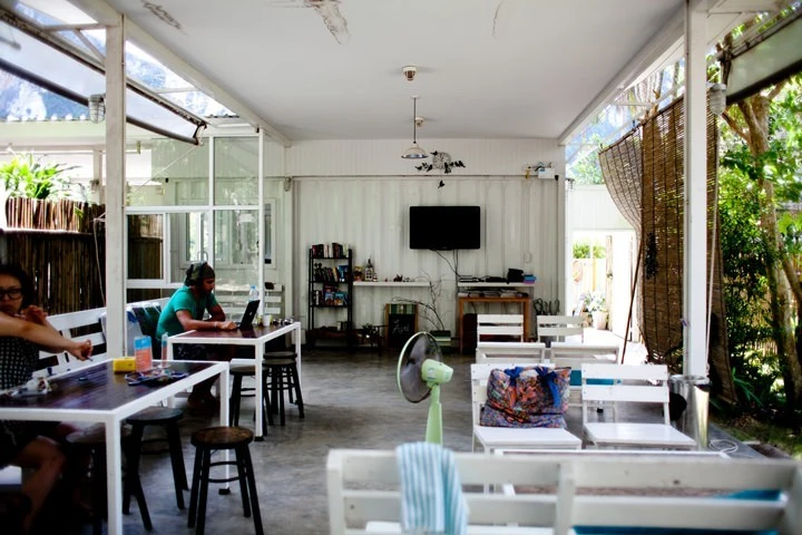 09-06.jpg?resize=720%2C480