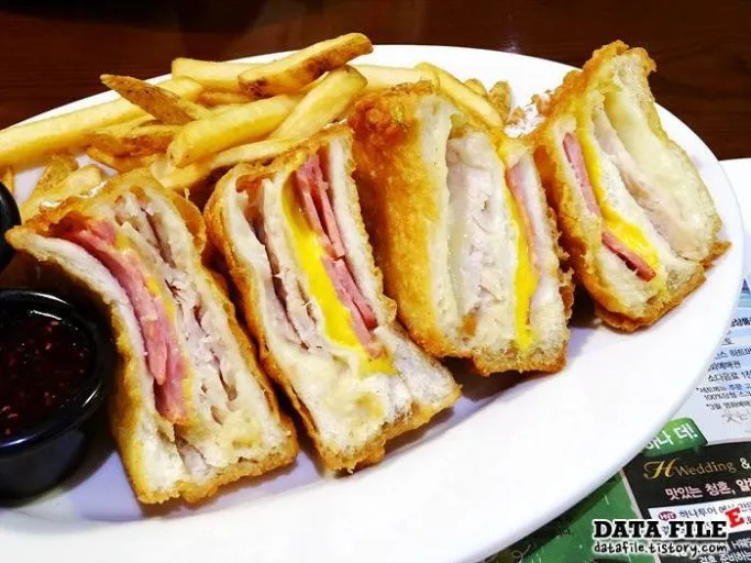 ?src=http%3A%2F%2Ffile3.instiz.net%2Fdata%2Ffile3%2F2018%2F11%2F29%2Fd%2F1%2F5%2Fd15e4a91b7992423457fec06aa879b55.jpg&type=sc960_832