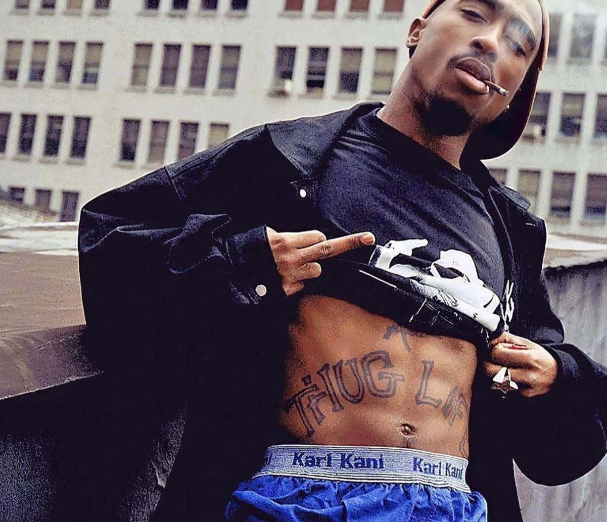 karlkani_tupac 2.JPG