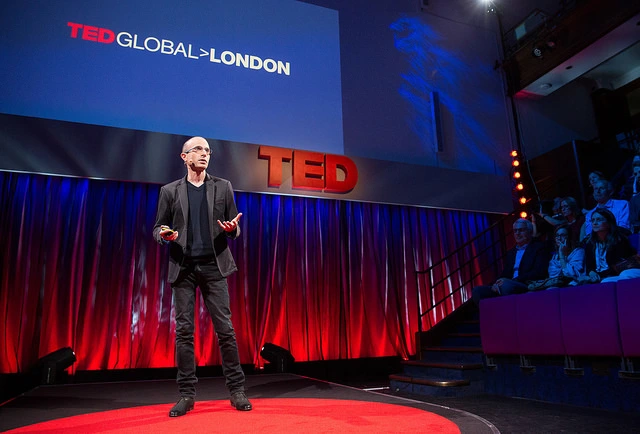 18679432819_cd46cc1e3d_z.jpg?type=w2