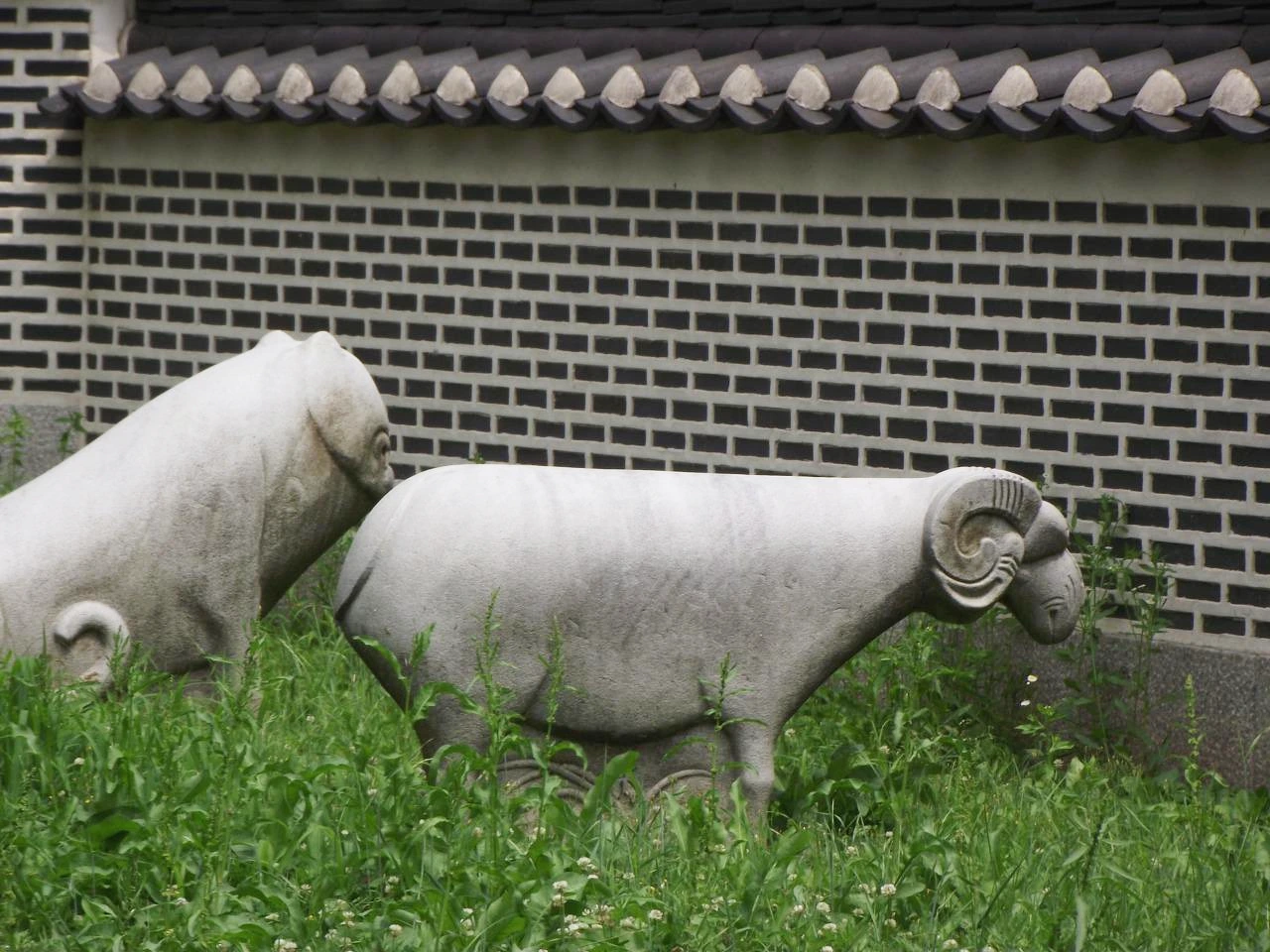 [2-1.서울유형문화재-대한제국] 능동 순명비 유강원 석물 (3-1).JPG