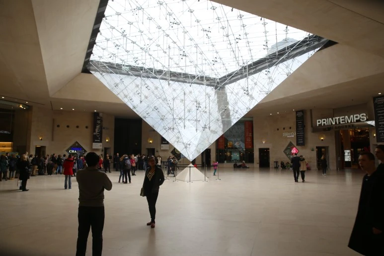 %EB%A3%A8%EB%B8%8C%EB%A5%B4%EB%B0%95%EB%AC%BC%EA%B4%80_%EC%97%AD%ED%94%BC%EB%9D%BC%EB%AF%B8%EB%93%9C.JPG?type=w773