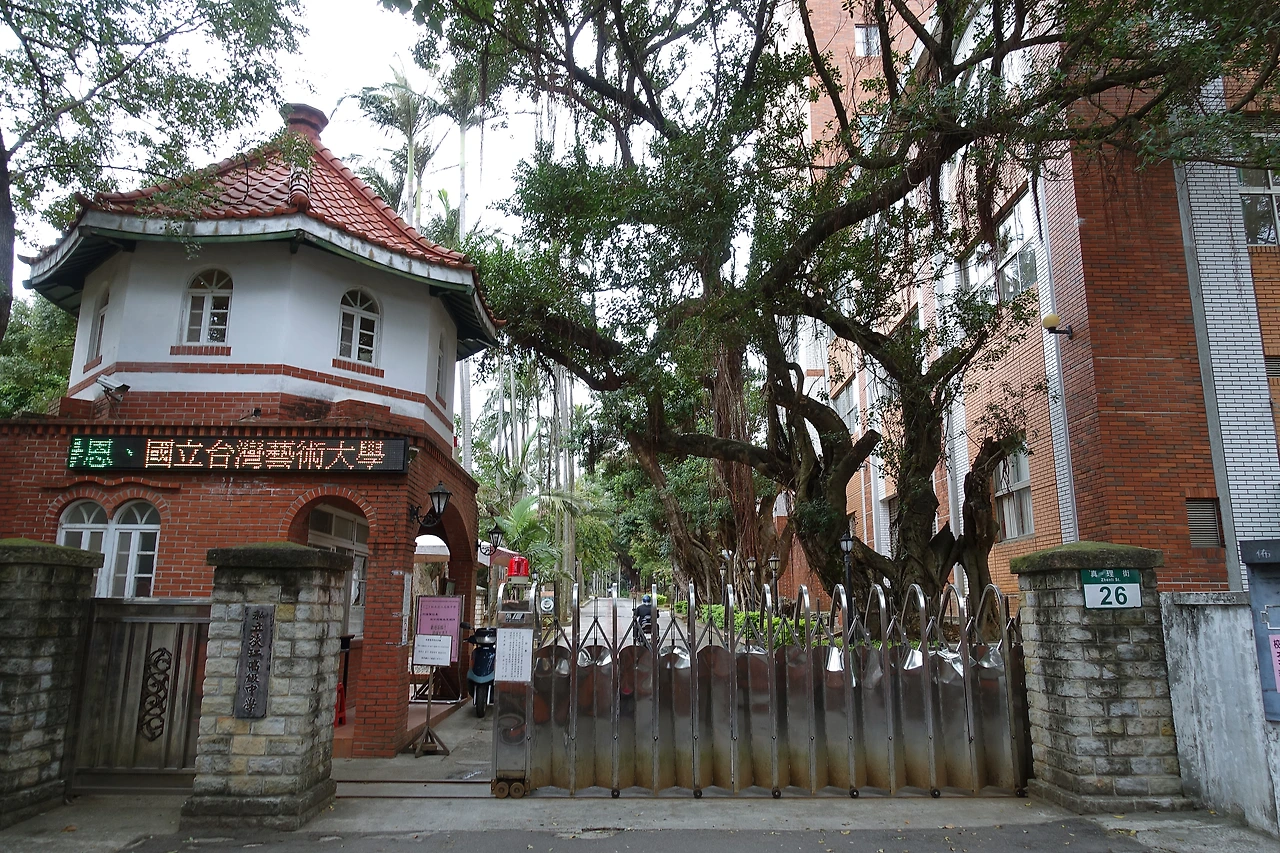 말할수없는비밀 (1).JPG