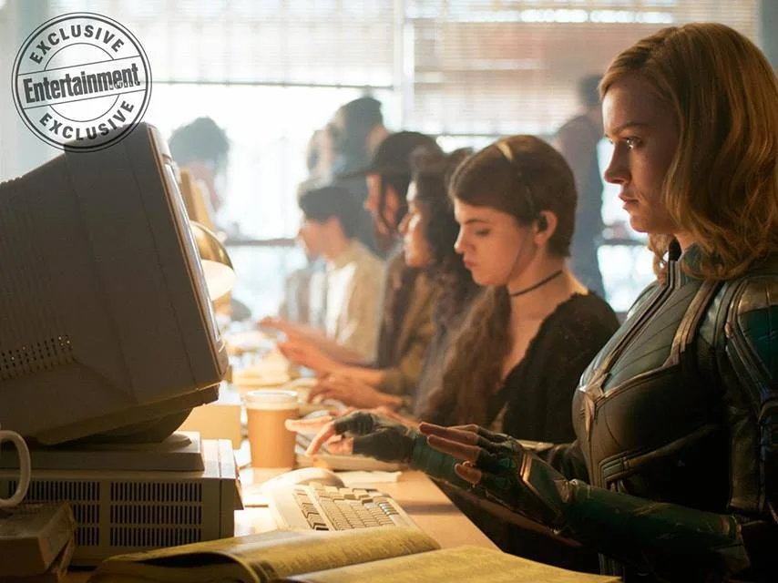 carol-danvers-uses-an-old-computer-to-search-things-on-altavista.jpeg?rect=0%2C0%2C854%2C640&auto=format%2Ccompress&w=375