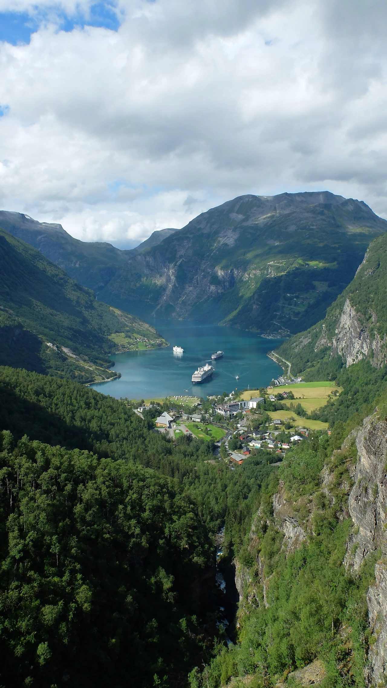 146 house journey 2833.JPG