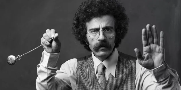 http%3A%2F%2Fo.aolcdn.com%2Fhss%2Fstorage%2Fmidas%2F29a4f659df90429a0f30e3afd239d4f9%2F205583994%2Fseventies-psychiatrist-swinging-pocket-watch-for-hypnosis-picture-id173329059