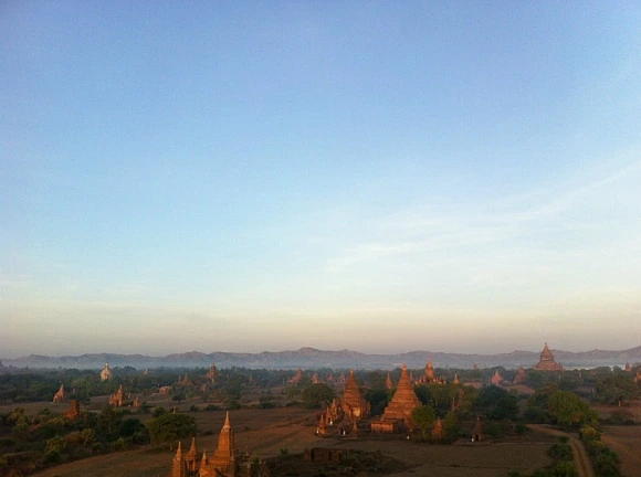 2270B44552FDB3370BA27B