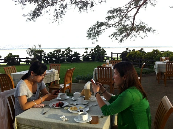 235B683D52FDB9B8212250