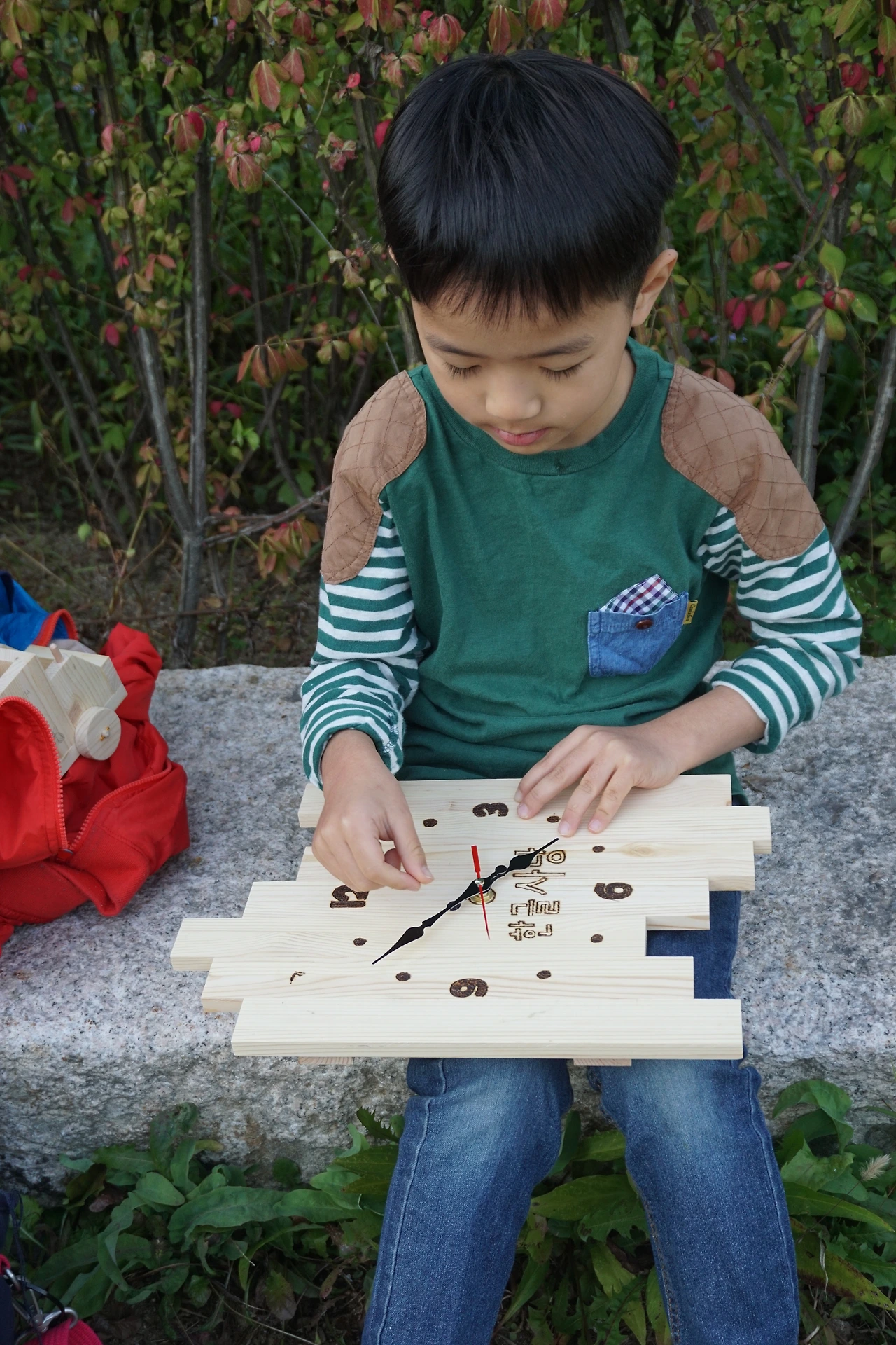 목공체험한 어린이.JPG