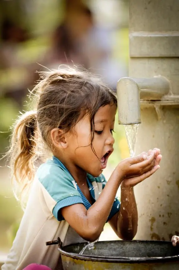 %EC%9B%94%EB%93%9C%EB%B9%84%EC%A0%BC4.jpg?type=w966