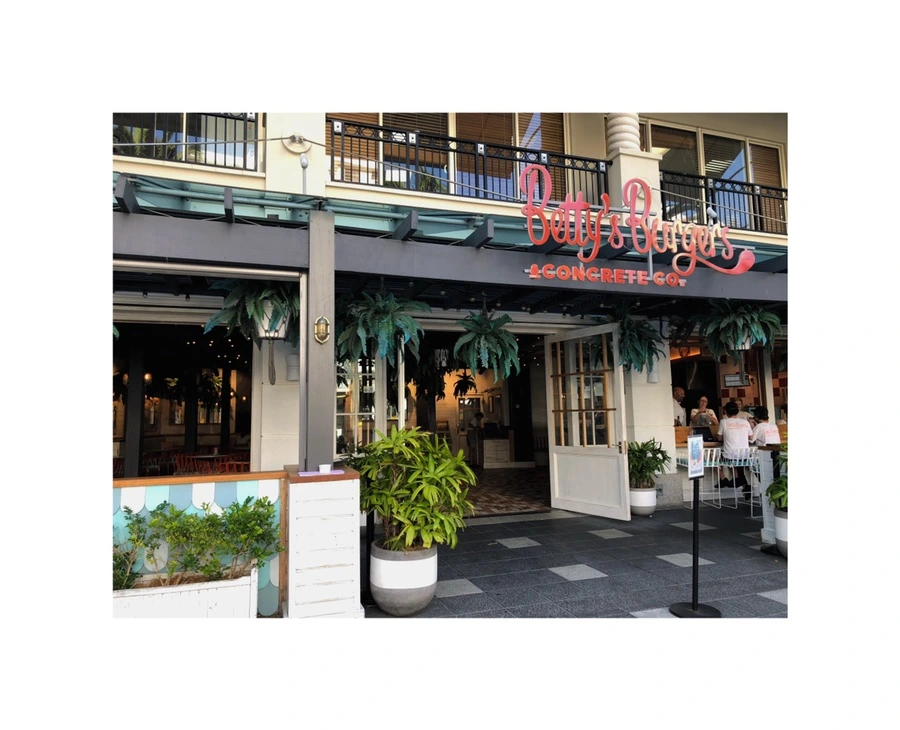 IMG_8977.jpg?type=w966