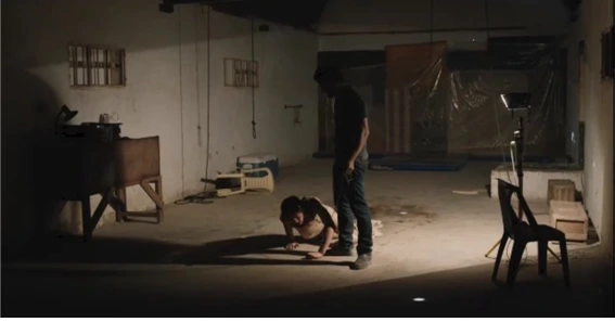 개처럼 기는 사진.bmp