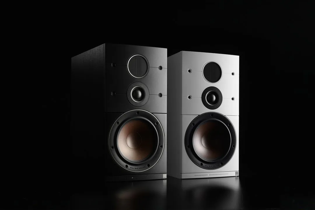 callisto2c-5.jpg?d=1080x720