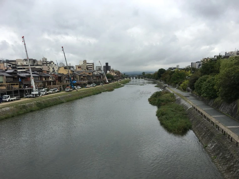 99AF993359DAE241081595