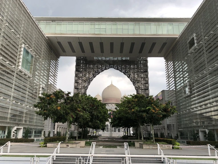 998F474B5C5ED52C1D089E