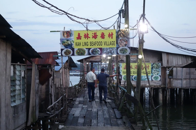 997A8C3359B93387177F9E