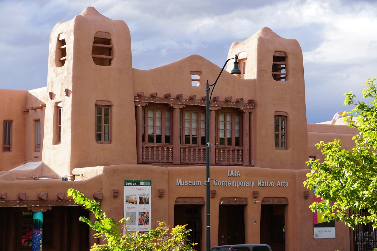 2_MoCNA(Museum of Contemporary Native Arts)1.JPG