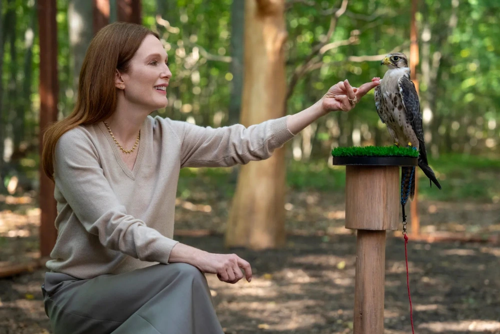 Julianne-Moore-in-Sirens.png?w=1000