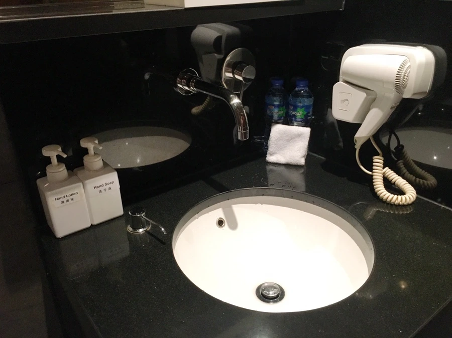 13926CE6-AE06-44F7-9238-6C6C3915F250.jpg?type=w1