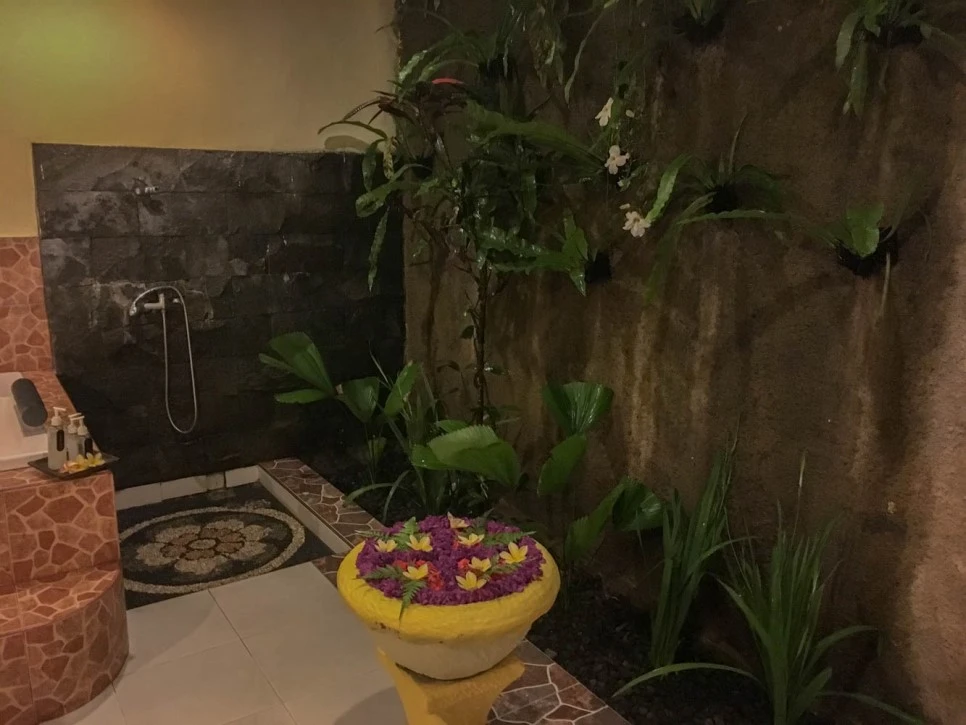 IMG_9291.JPG?type=w966