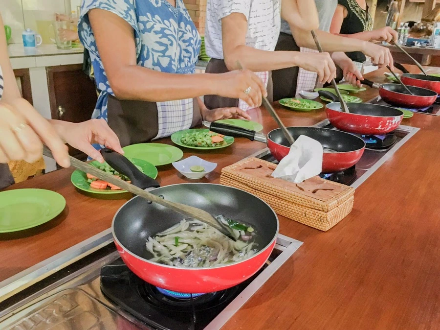 IMG_9325.JPG?type=w966