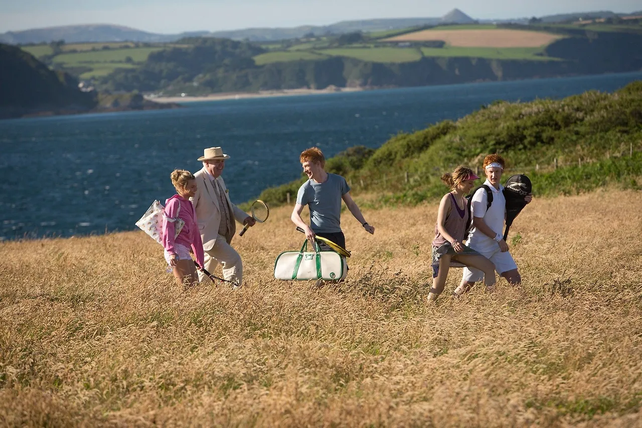 2260A44D5228114E330DCB