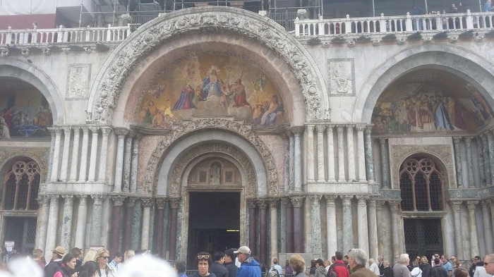 2771FB40575FC22517562B