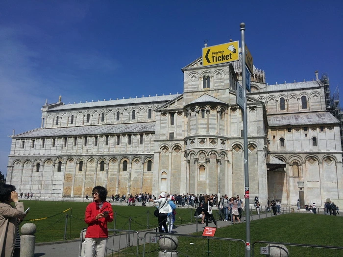 27208A3B57302DE11C2D92