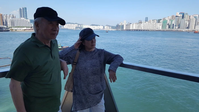 9957333D5C946DEF14863E