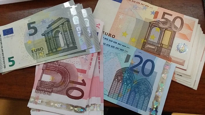 22027A3456E63F69130540