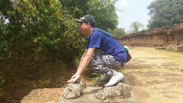 2361823B5858CEAB2AF8BE