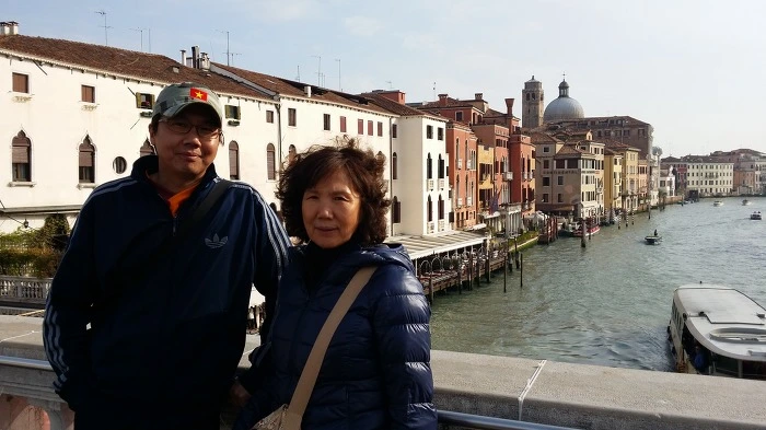 2516C339575FC0A80F75BD