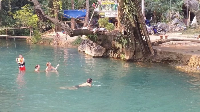 21518B3658AC3F83090F43