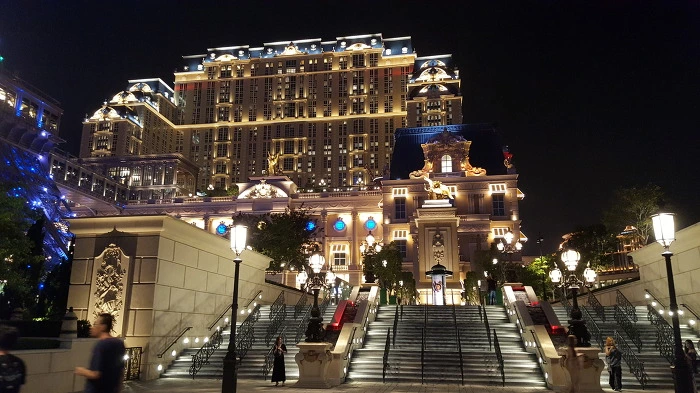 99DF0F4D5C946B1716F0A9