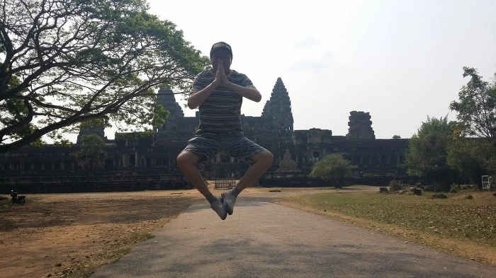 225161465858CDFF1AFDEC