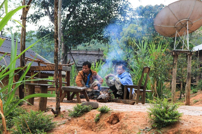 2751FD4F5444B8FE2E7DF9