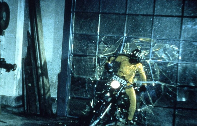 movie_image.jpg?type=m665_443_2