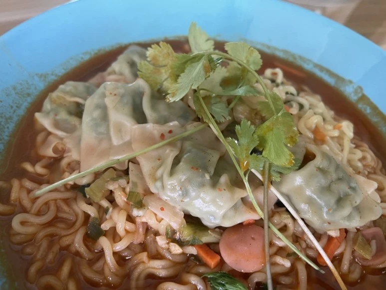 IMG_8987.JPG?type=w773