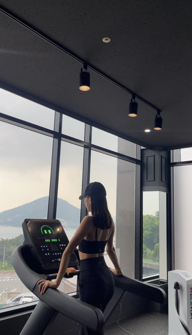 IMG_6520.jpg?type=w773