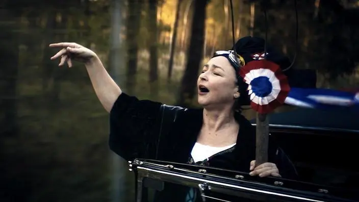 marguerite-backdrop.jpg?type=w1