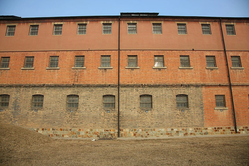 2471254952ECE7242D0D34