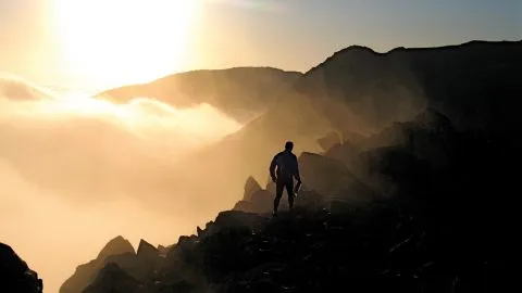 alastair-humphreys-micro-adventure.jpg?itok=yl4QPCM6&timestamp=1527238348