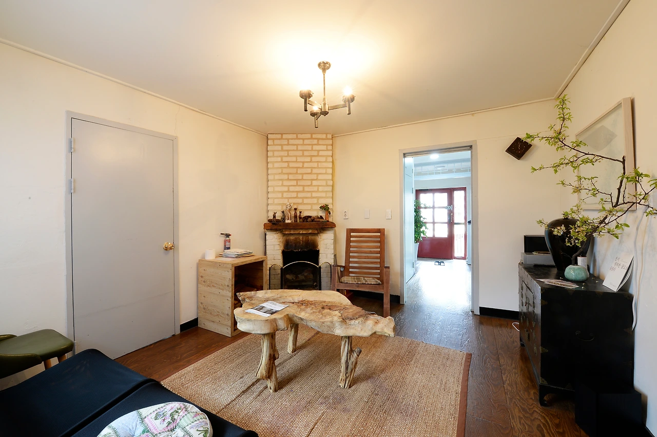 게스트하우스 거실.JPG