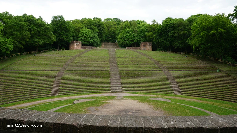 243C8B4D56BF1FA41CC842