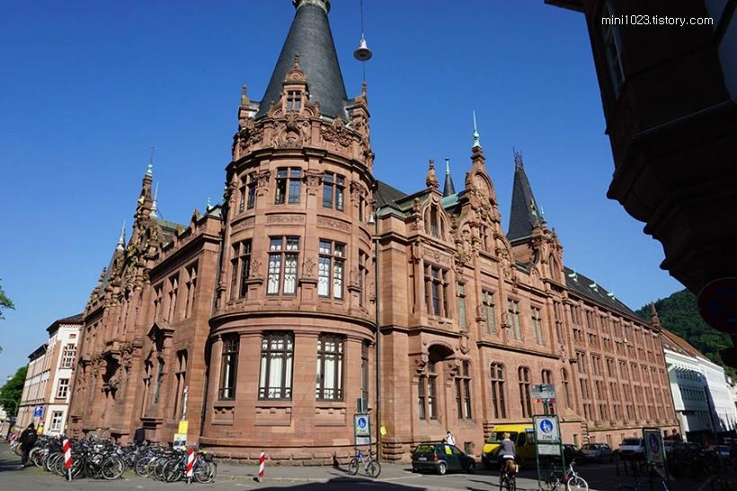 2311CD4056BF1FB70ED9F7