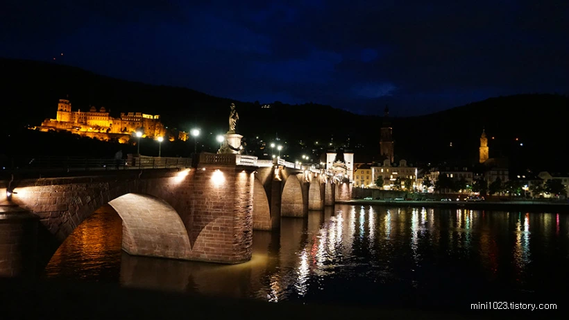 275F204556BD94333BCFDA