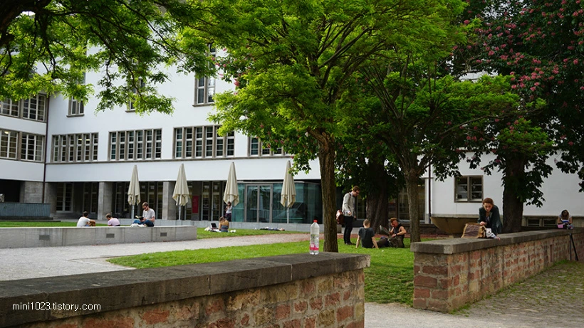 22283F4056BF1FB903E8E6